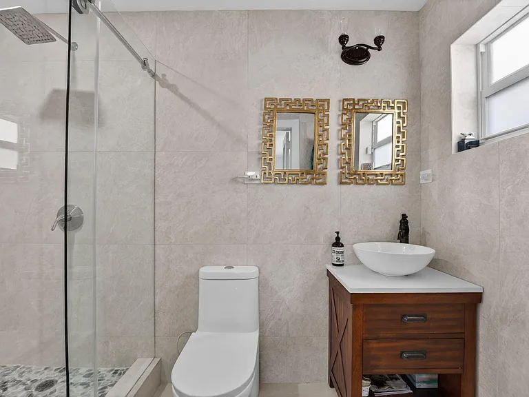 2375 SE 8th St — Photo 22