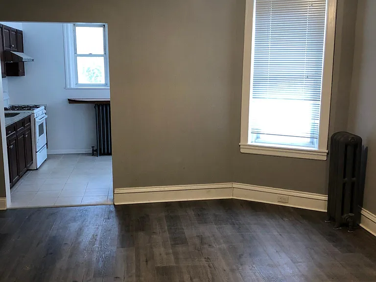 4015 Potter St — Photo 8