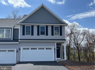 124 Magnolia Dr, Middletown, PA