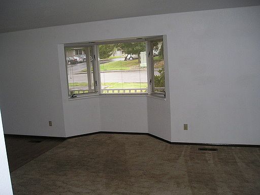 4th image of 430 N 17th St