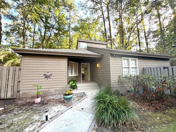 4 Fernwood Trl