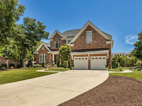 4th image of 1603 Airlie Forest Court