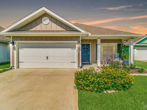 5849 Danbury Blvd, Pace, FL 32571