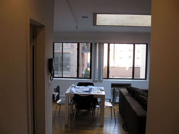 5th image of 111 E 12th St APT 6R
