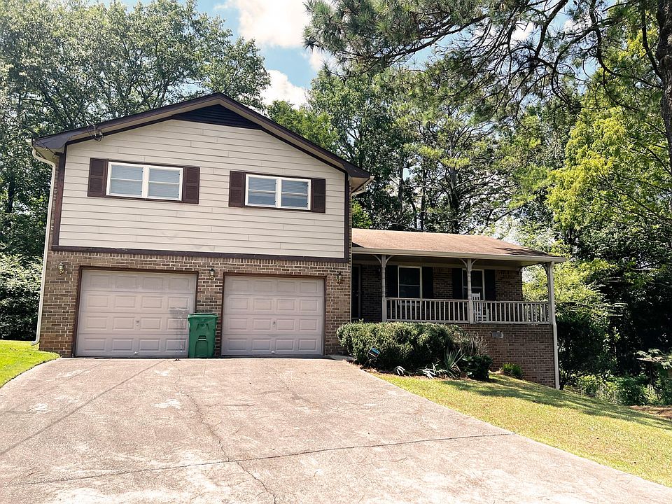 2075 sq ft on .4 acres