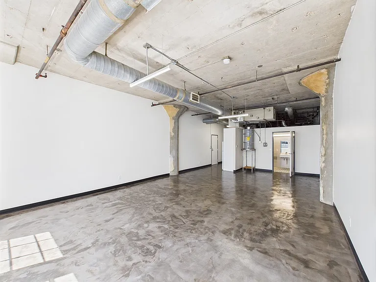 RiverFront live - Work Lofts — Photo 26