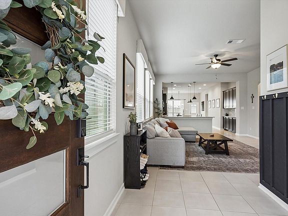 3rd image of 17238 Broadleaf Oak Dr