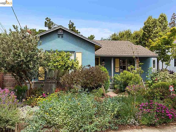 2nd image of 3759 Silverwood Ave