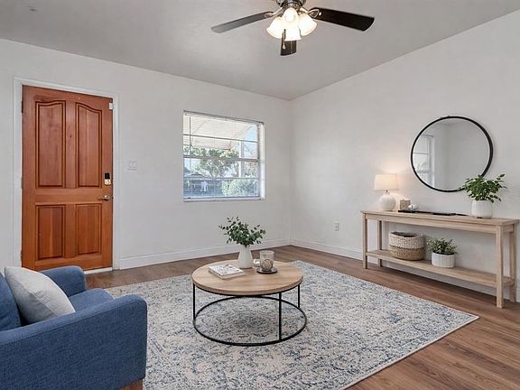 2nd image of 3907 W Pine St