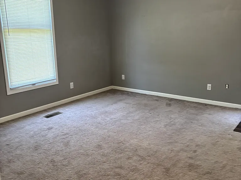 146 Jan Ann Dr — Photo 2