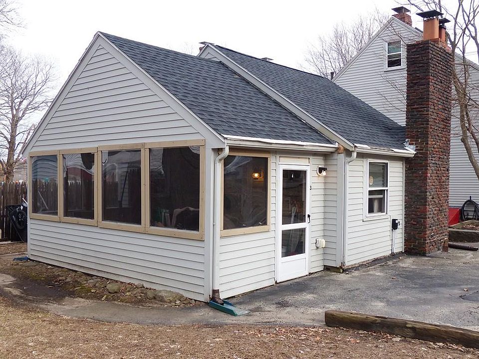 17 Andover St, MA 01833 Zillow