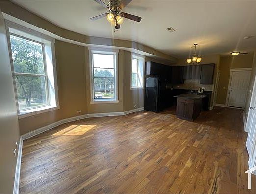 5th image of 1448 S Hamlin Ave APT 2R