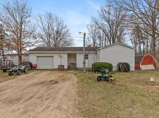 16788 David Ct, Mecosta, MI 49332