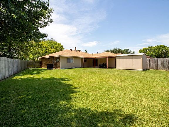 2nd image of 4942 Avalon Dr