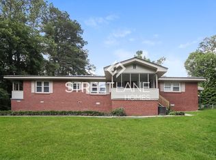 9131 Lakeview Dr SW, Covington, GA 30014