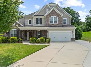 807 Sugarberry Ln, Greensboro, NC 27455
