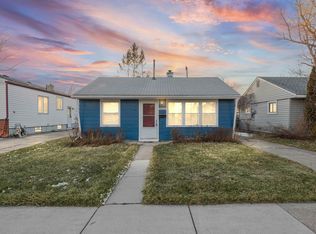 23067 Stauber Ave, Hazel Park, MI 48030