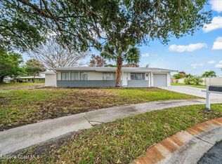 866 Vance Cir NE, Palm Bay, FL 32905