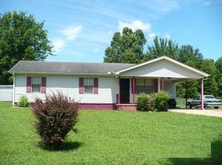 115 English St, Bolivar, TN 38008