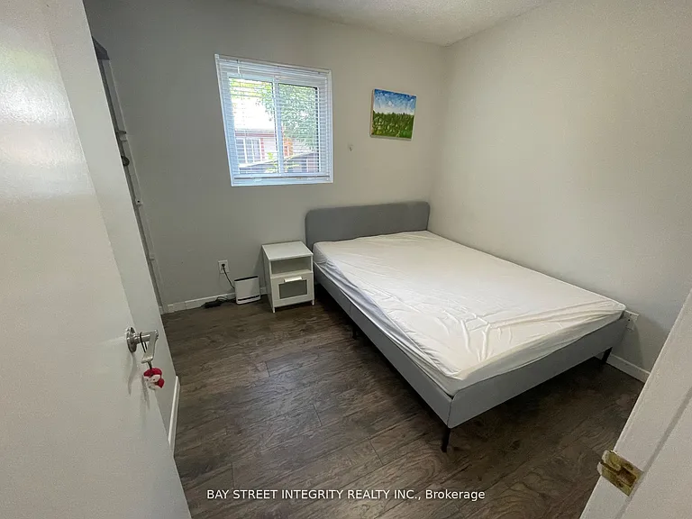 56 Stanbridge Ct — Photo 4