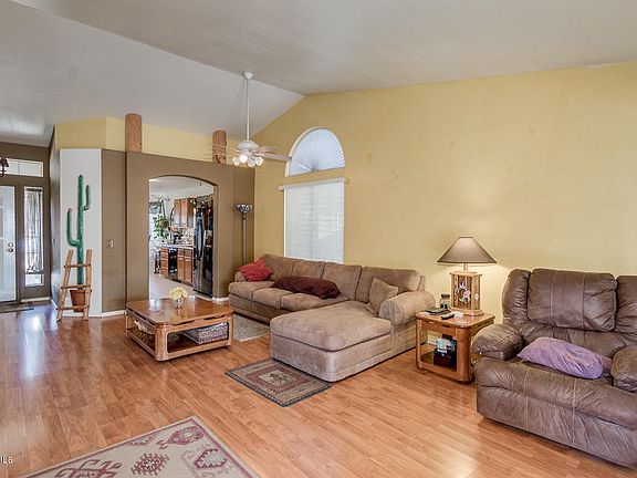 4th image of 6609 E Fox St