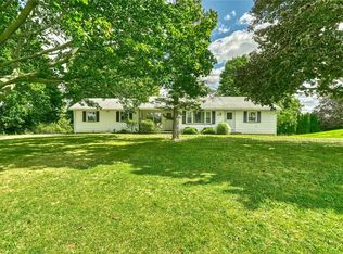 2820 Ontario Center Rd, Walworth, NY 14568