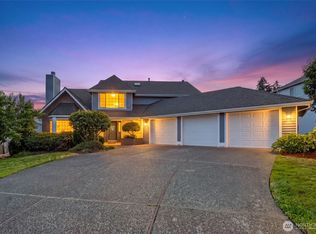 9620 S 203rd St, Kent, WA 98031