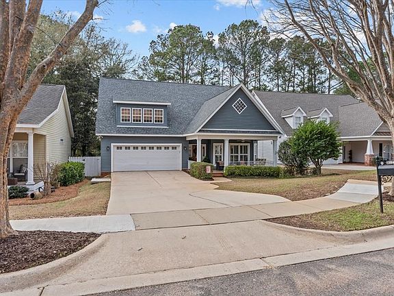 2nd image of 314 Orchard Cir