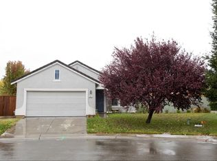 423 Union Pacific Ct, Rio Linda, CA 95673