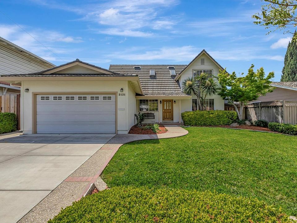 1st image of 2131 Treewood Ln