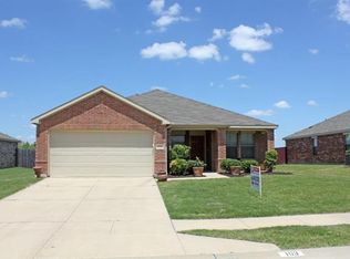 103 Rain Cloud Dr, Waxahachie, TX