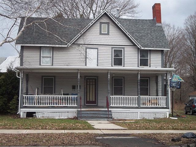 1st image of 503 S Main St