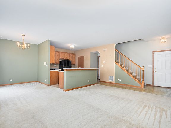 4th image of 1719 Parkside Dr