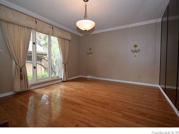 5th image of 5118 Dunes Ct #5118