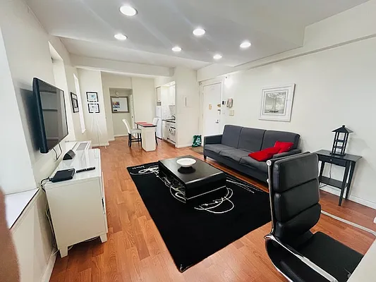 Rented by Manhattan Management Group | media 12
