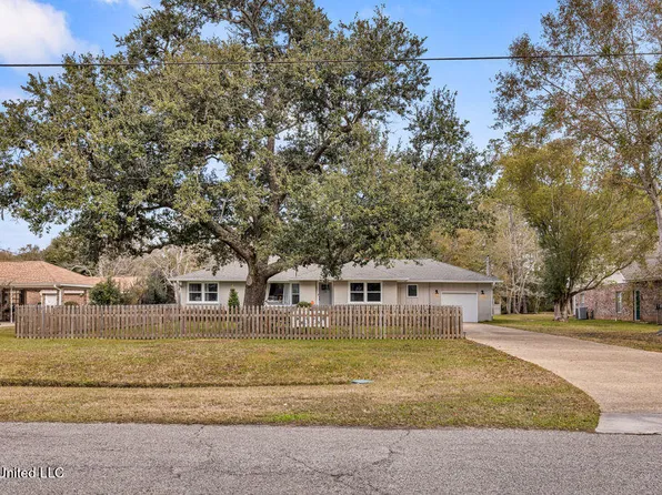202 48th St, Gulfport, MS 39507