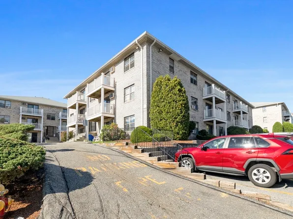 24 Kenmar Dr Unit 239, Billerica, MA 01821