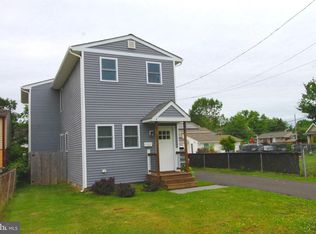 1807 Parkview Ave, Bristol, PA 19007