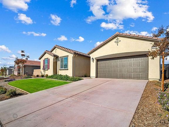 4th image of 10316 Monarch Dr
