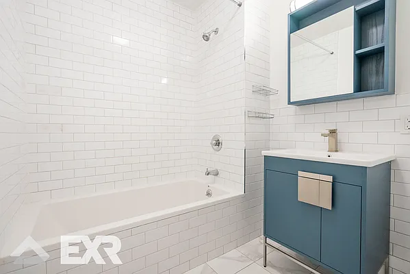 Rented by EXR | media 1