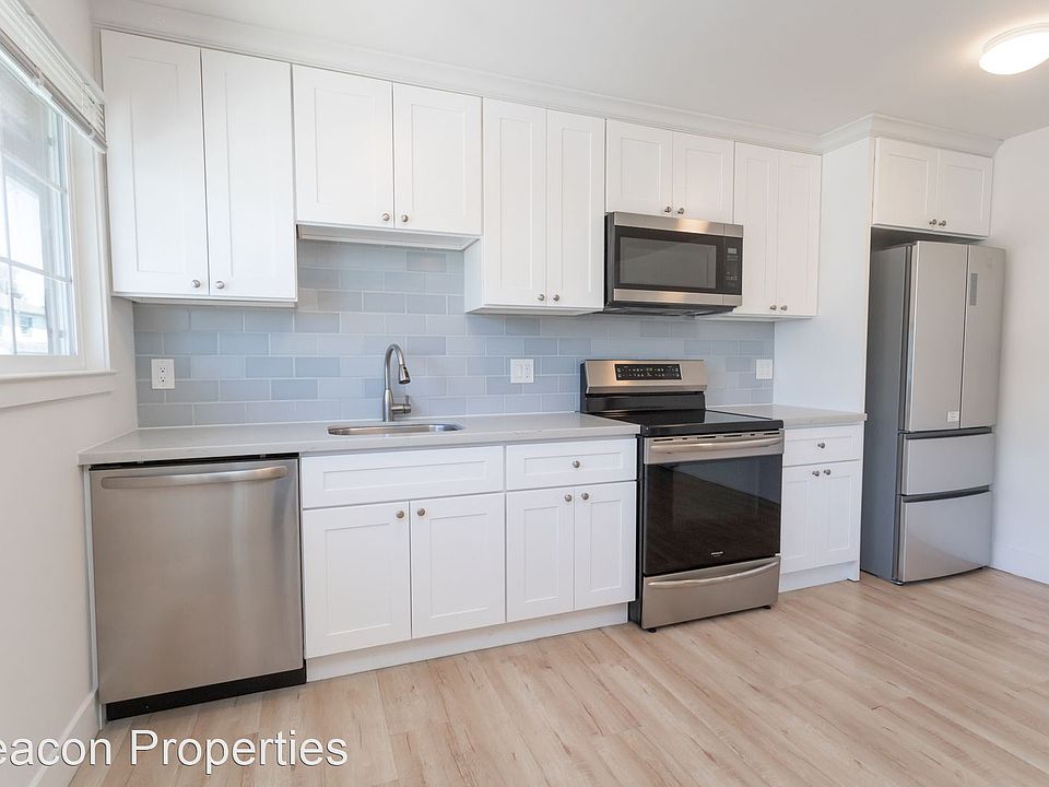 1st image of 3285 Delaware St APT 202