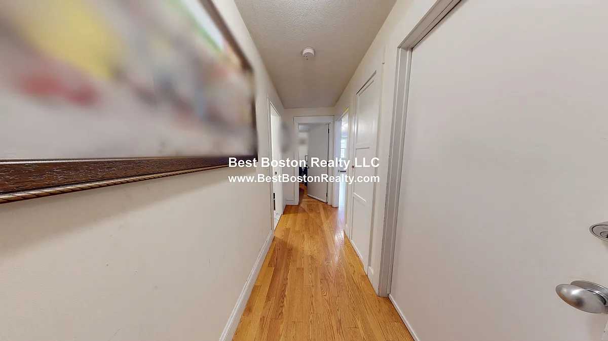 Building Photo - 389 Highland Ave #1