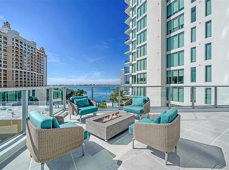 301 Quay Commons Dr #704 — Photo 56