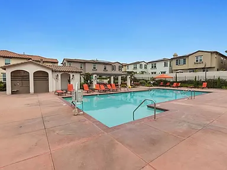 4260 Calle Del Vis — Photo 34