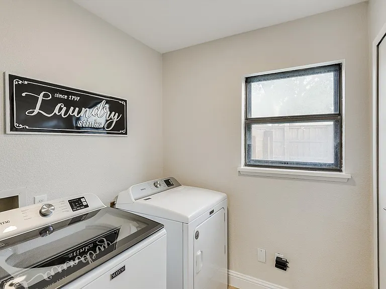 11622 Cotillion Dr — Photo 34