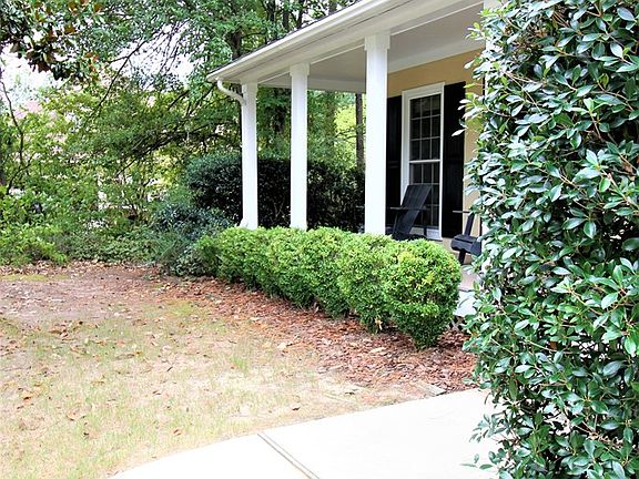 3rd image of 129 Sweetbay Dr