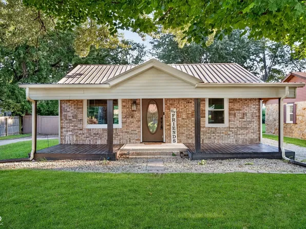 2627 W 34th St, Anderson, IN 46011
