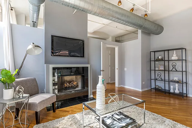 500 S Clinton St #310 — Photo 3