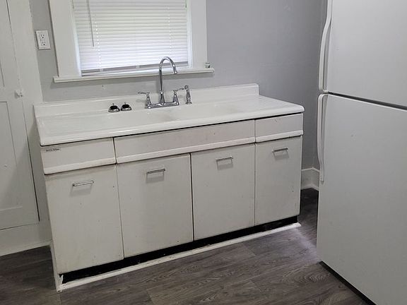 2nd image of 3113 Plaza Dr #3113