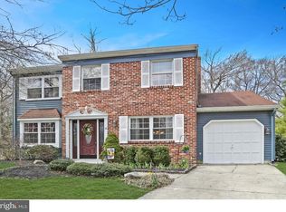 8 Kennerly Ct, Marlton, NJ 08053